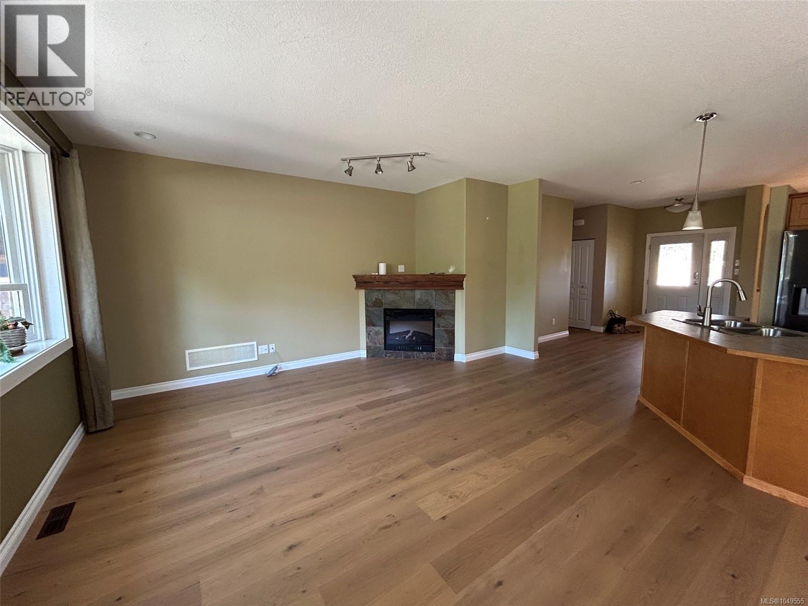 2984 Thurston Pl - 8