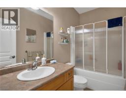 2984 Thurston Pl, Campbell River, BC V9H0A6 Photo 18