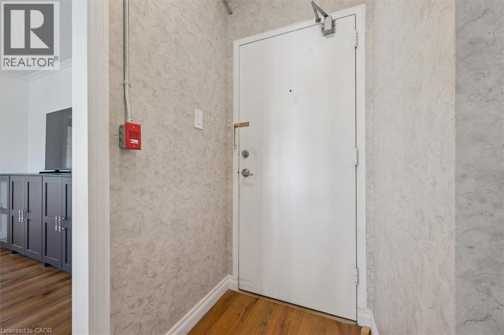 1100 COURTLAND Avenue E Unit# 302, Kitchener — photo 9