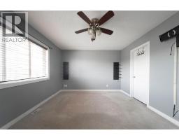 112 Sandstone Lane, Fort Mcmurray, AB T9K0S7 Photo 17