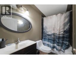 112 Sandstone Lane, Fort Mcmurray, AB T9K0S7 Photo 35