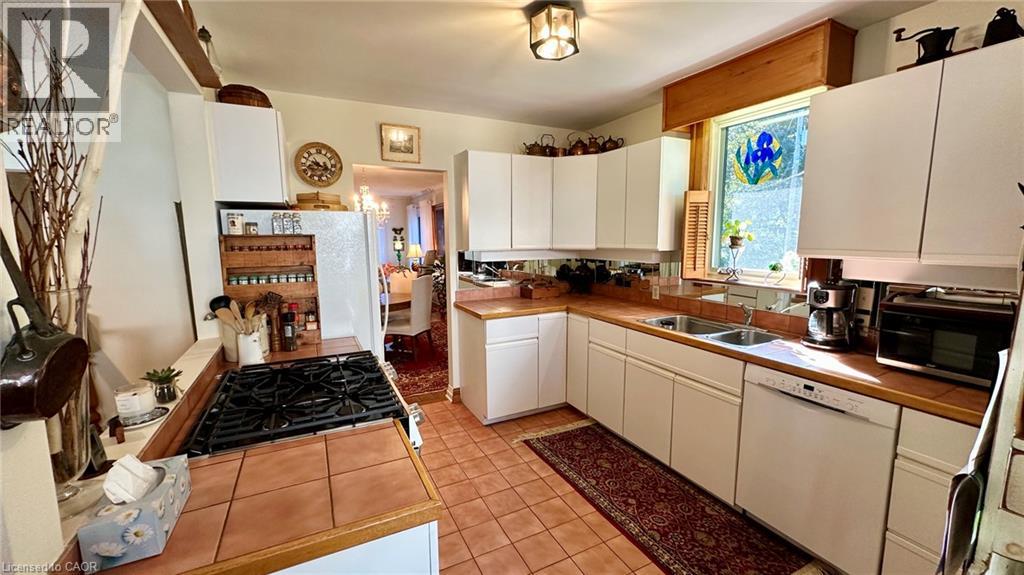 25 HELEN Boulevard - 11