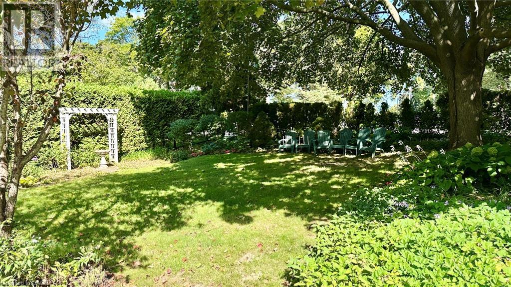 25 HELEN Boulevard - Image 39