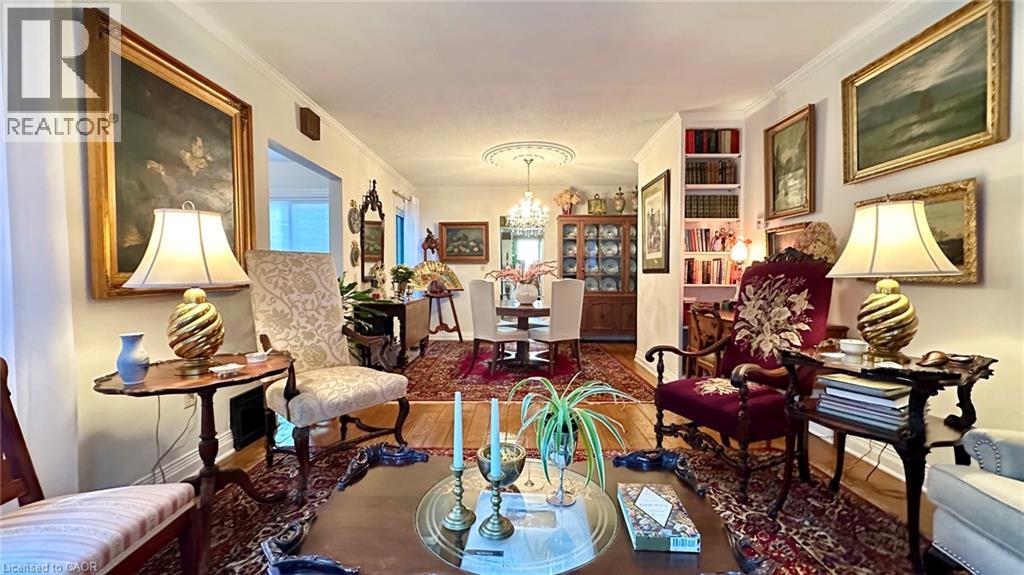 25 HELEN Boulevard - Image 8