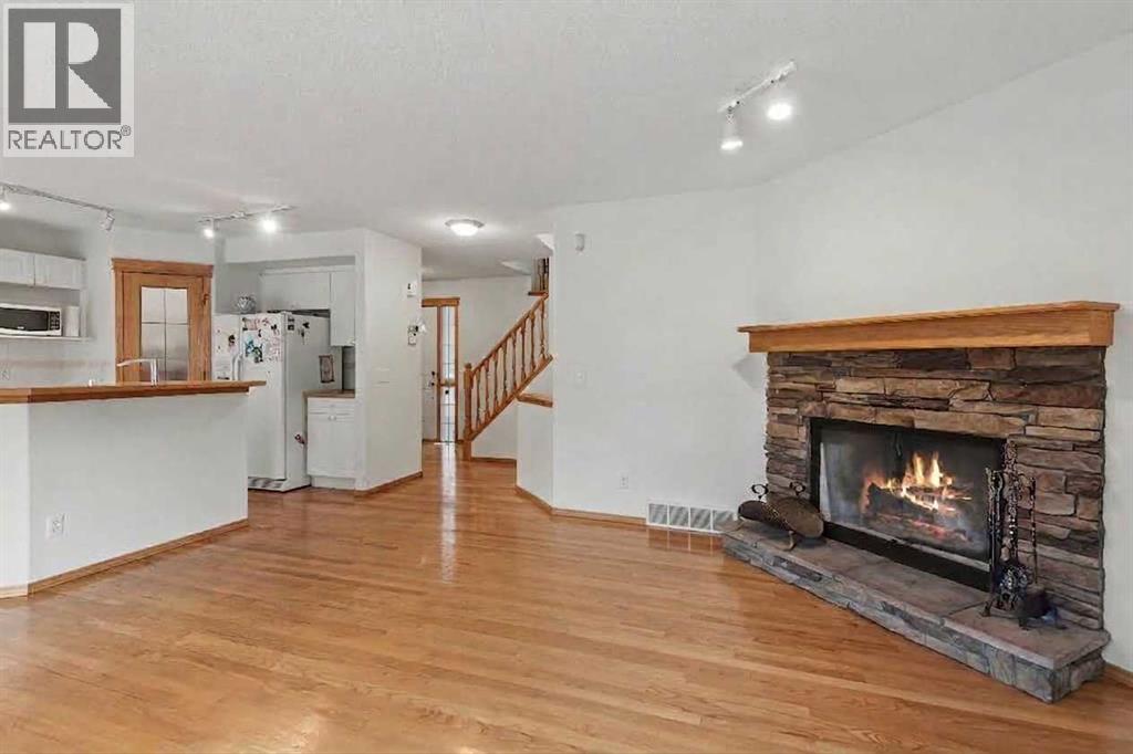 142 Somerset Park SW, Somerset, Calgary photo 4