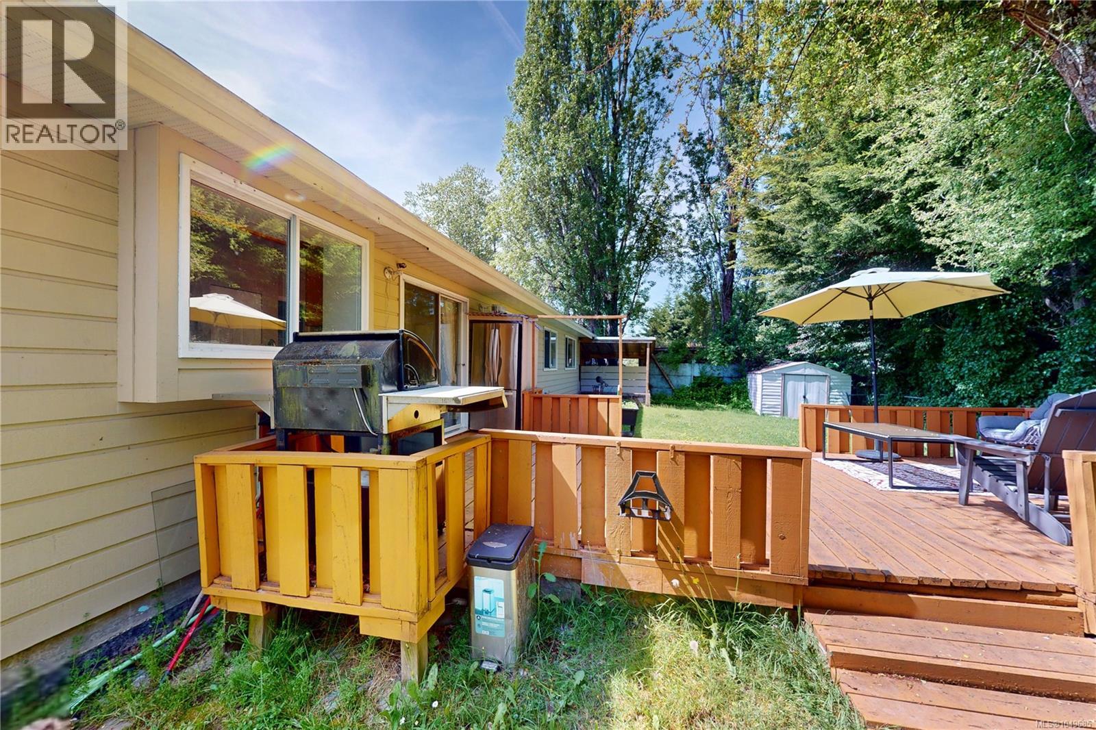 1382 McKenzie Ave - 49