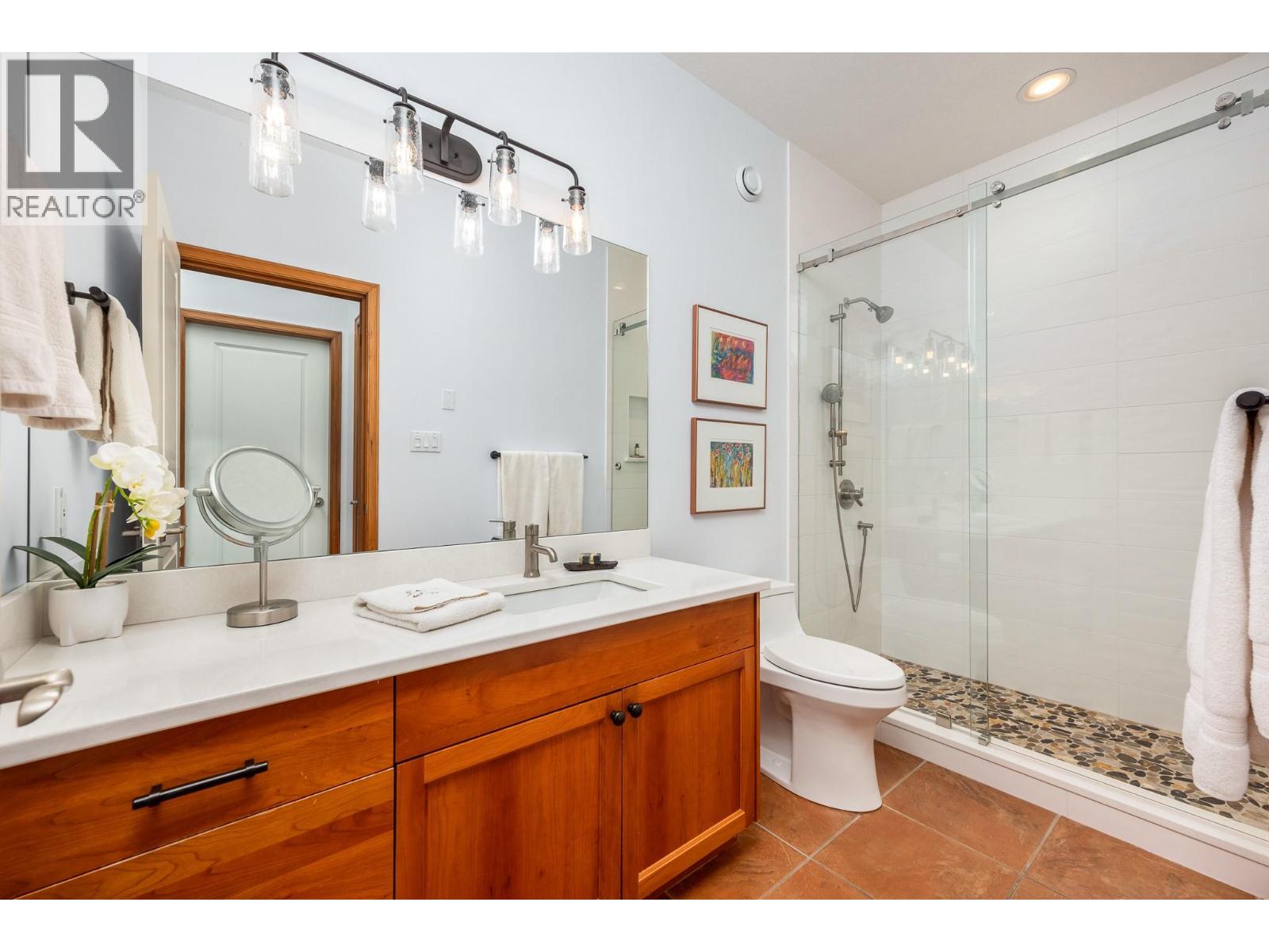 #11 100 Kestrel Place - Image 31