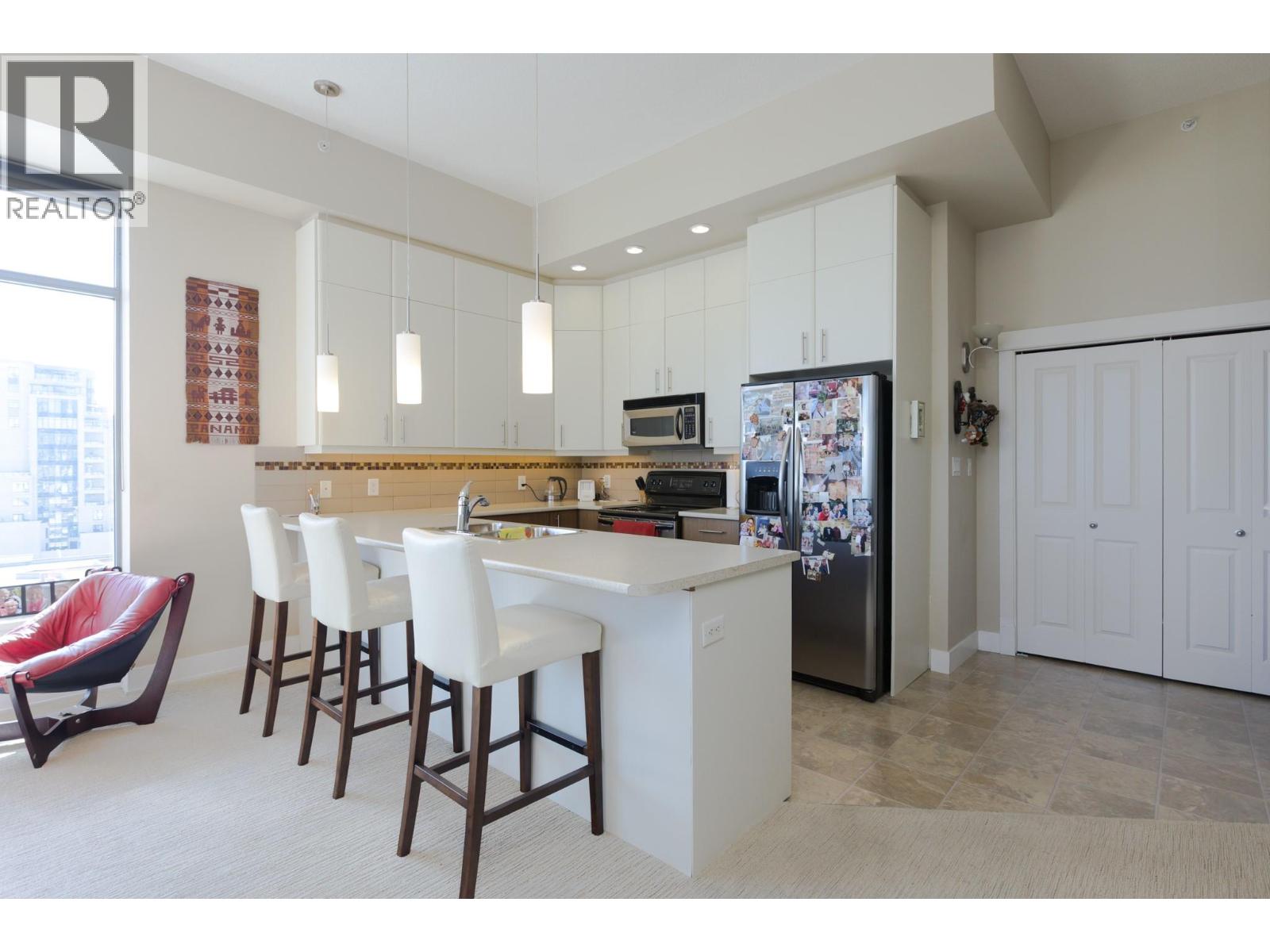804 1329 Ellis Street, Kelowna
