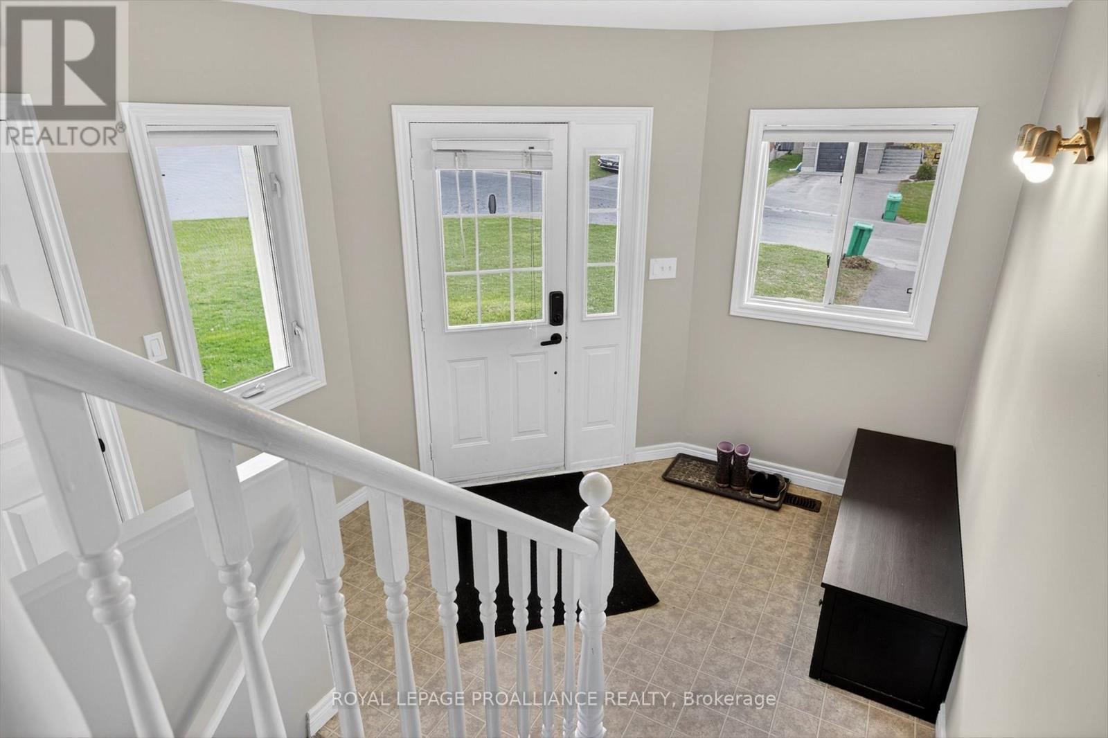 644 TRAILVIEW DRIVE, Peterborough (Ashburnham Ward 4) — photo 6