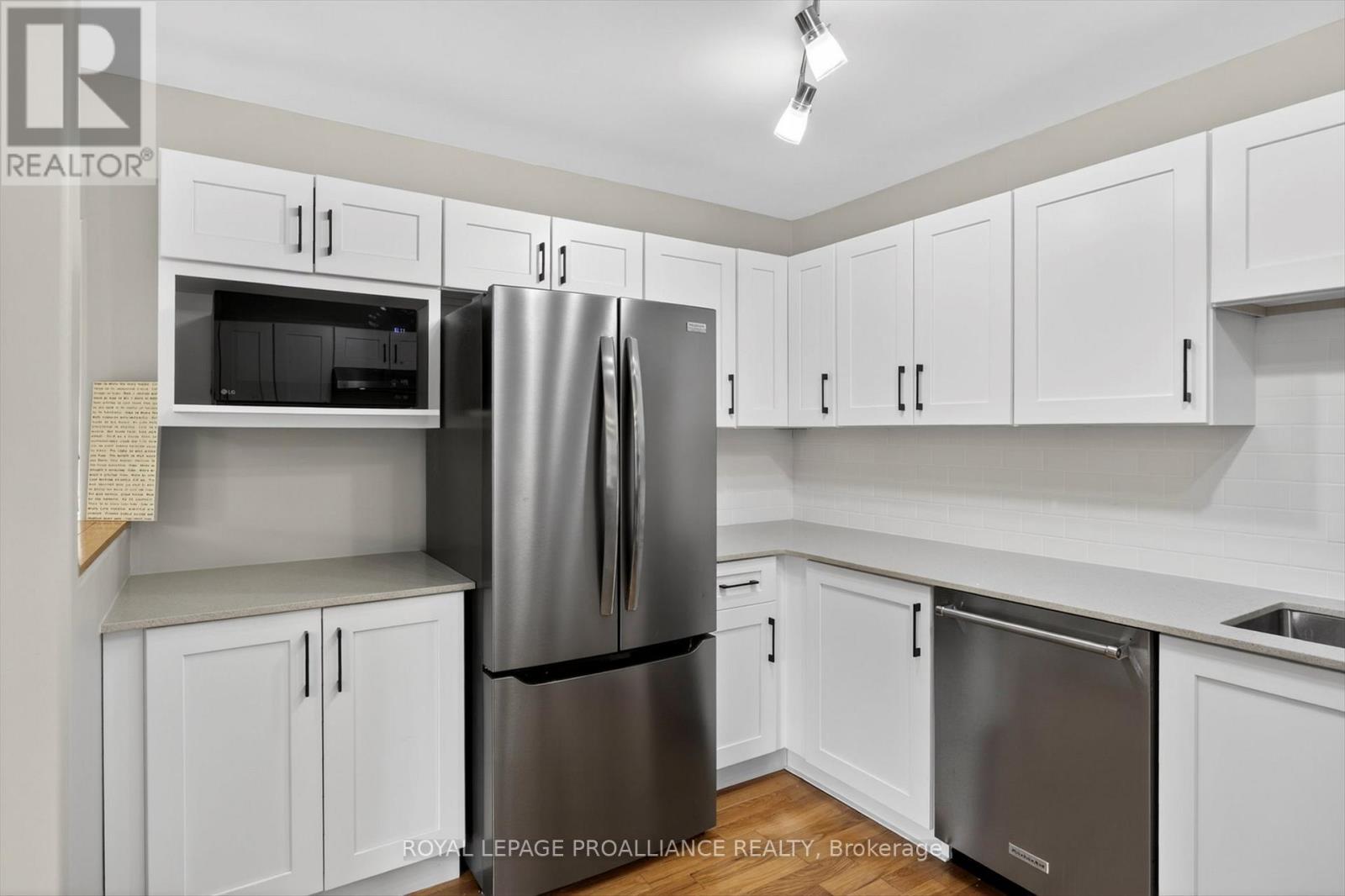 644 TRAILVIEW DRIVE, Peterborough (Ashburnham Ward 4) — photo 9