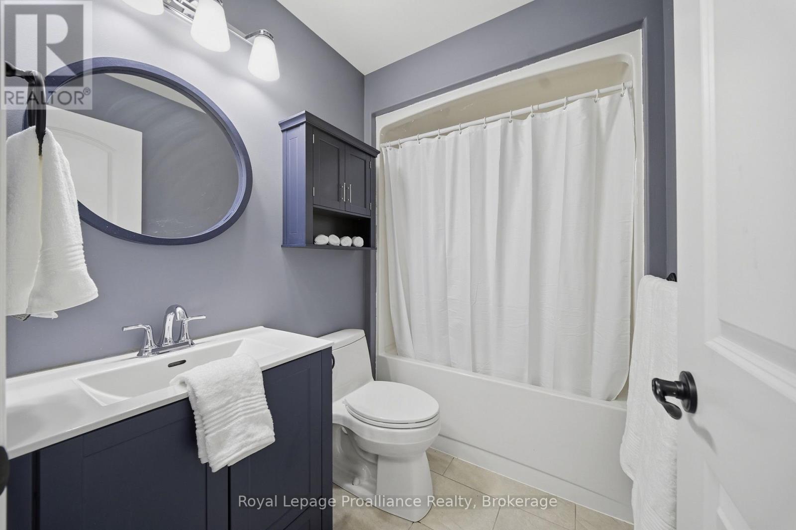 32 WALNUT CRESCENT - Image 22
