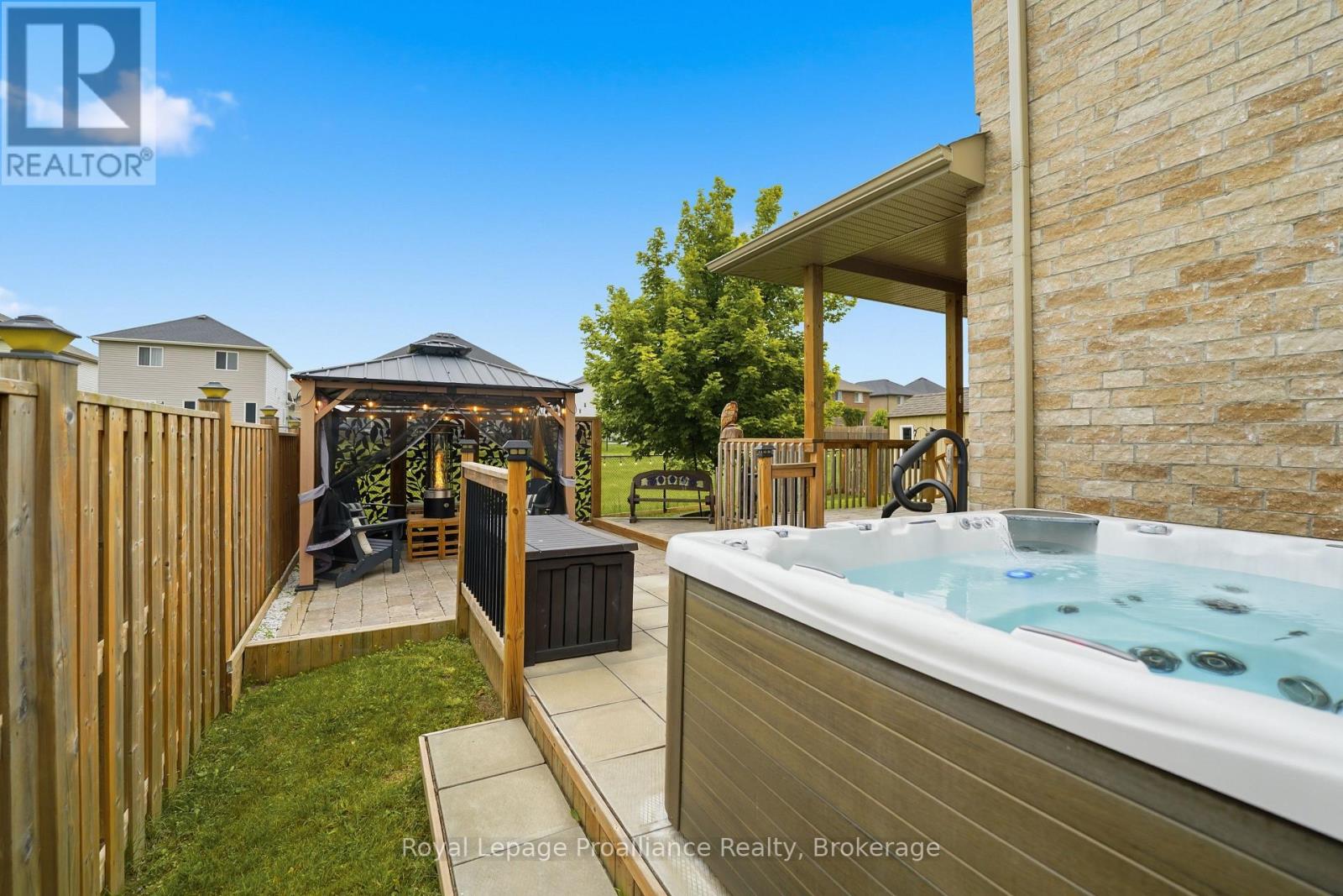 32 WALNUT CRESCENT - Image 39