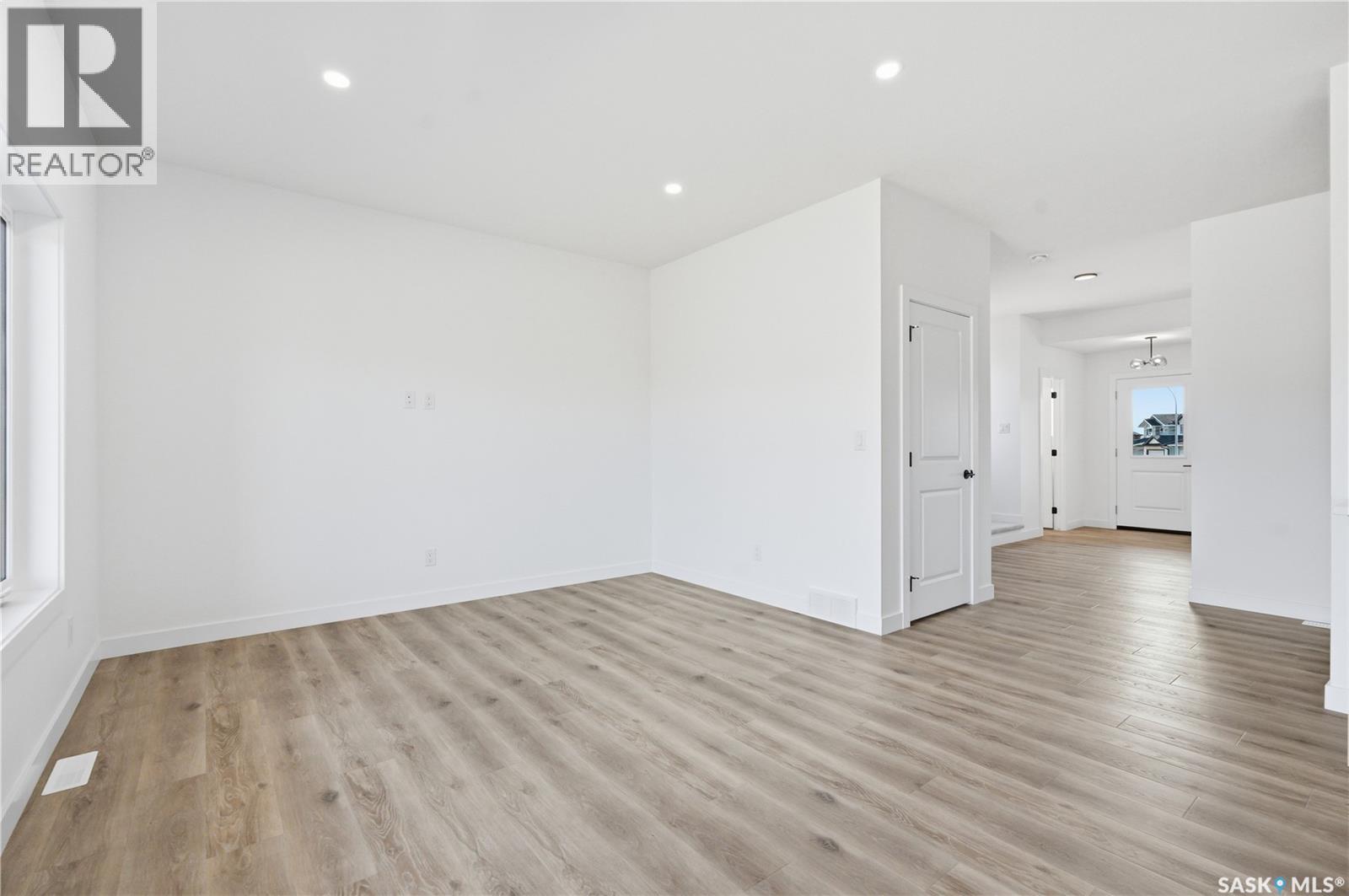 224 Froese CRESCENT - 21