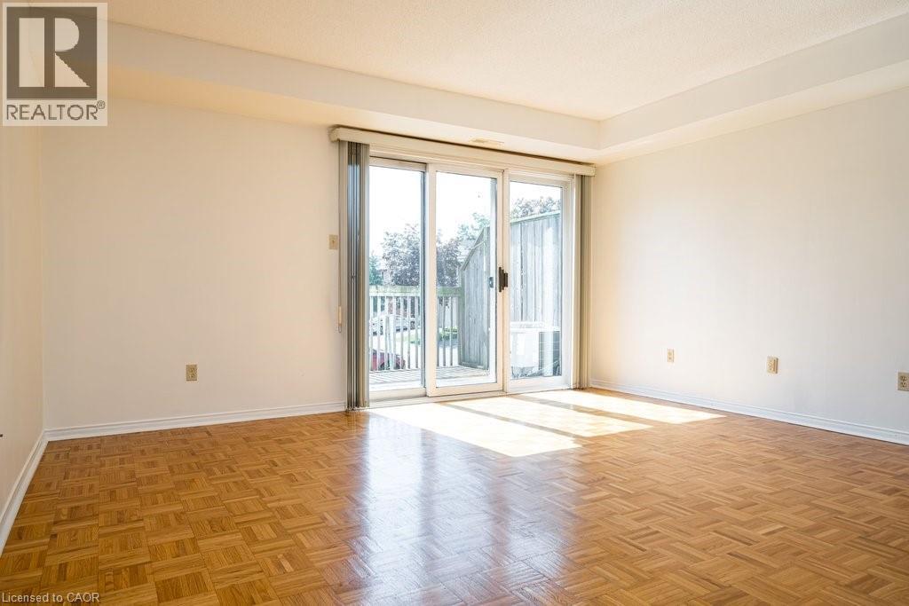 266 LIMERIDGE Road E Unit# 10, Hamilton — photo 6