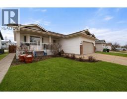 6308 30 Avenue, Camrose — photo 2