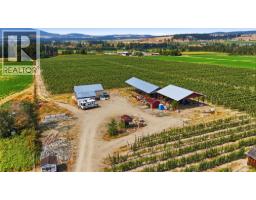 5pc Bathroom - 1199 Mountain View Road, Spallumcheen, BC V4Y0S2 Photo 9