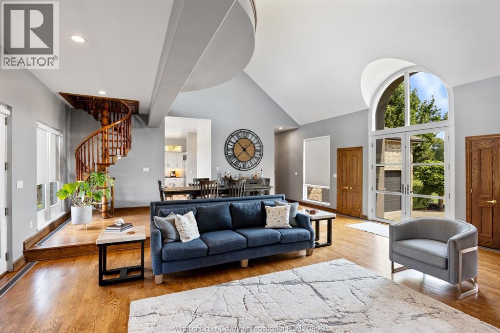 1715 KAVANAUGH - 14
