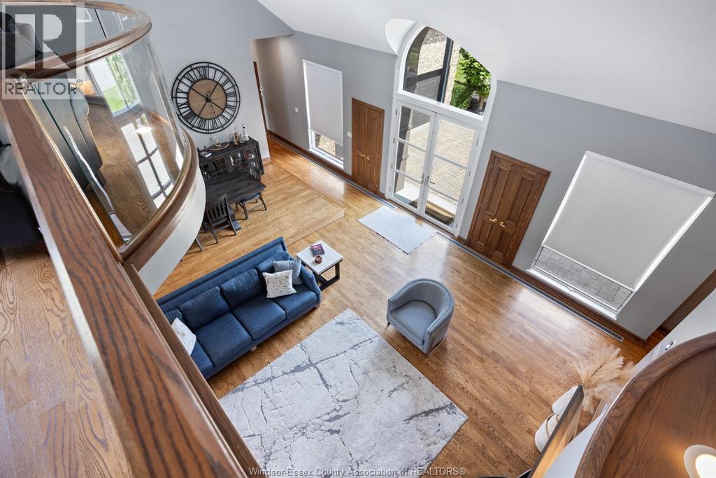 1715 KAVANAUGH - Image 21
