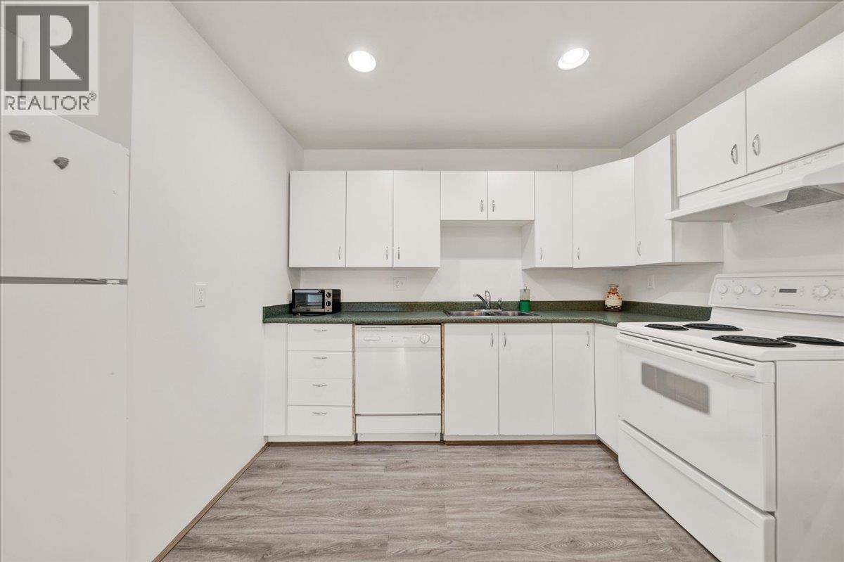 1433 KINGS AVENUE, West Vancouver