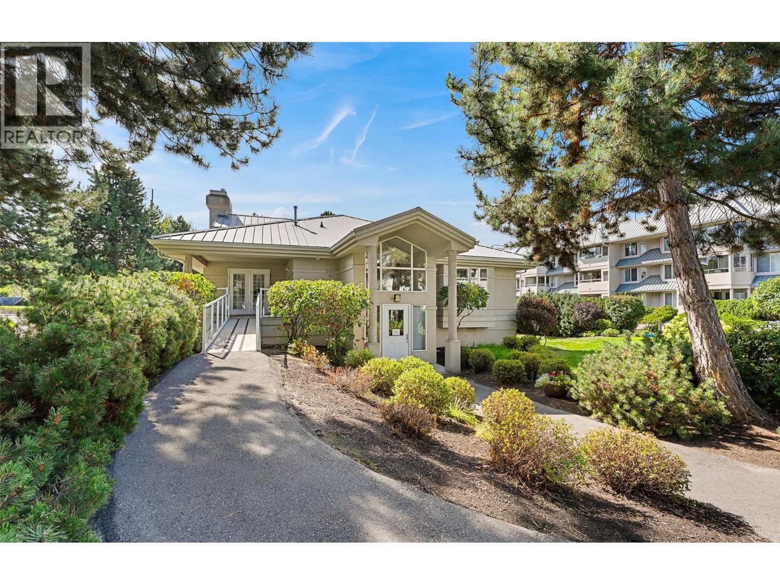 #104 1965 Durnin Road - 23