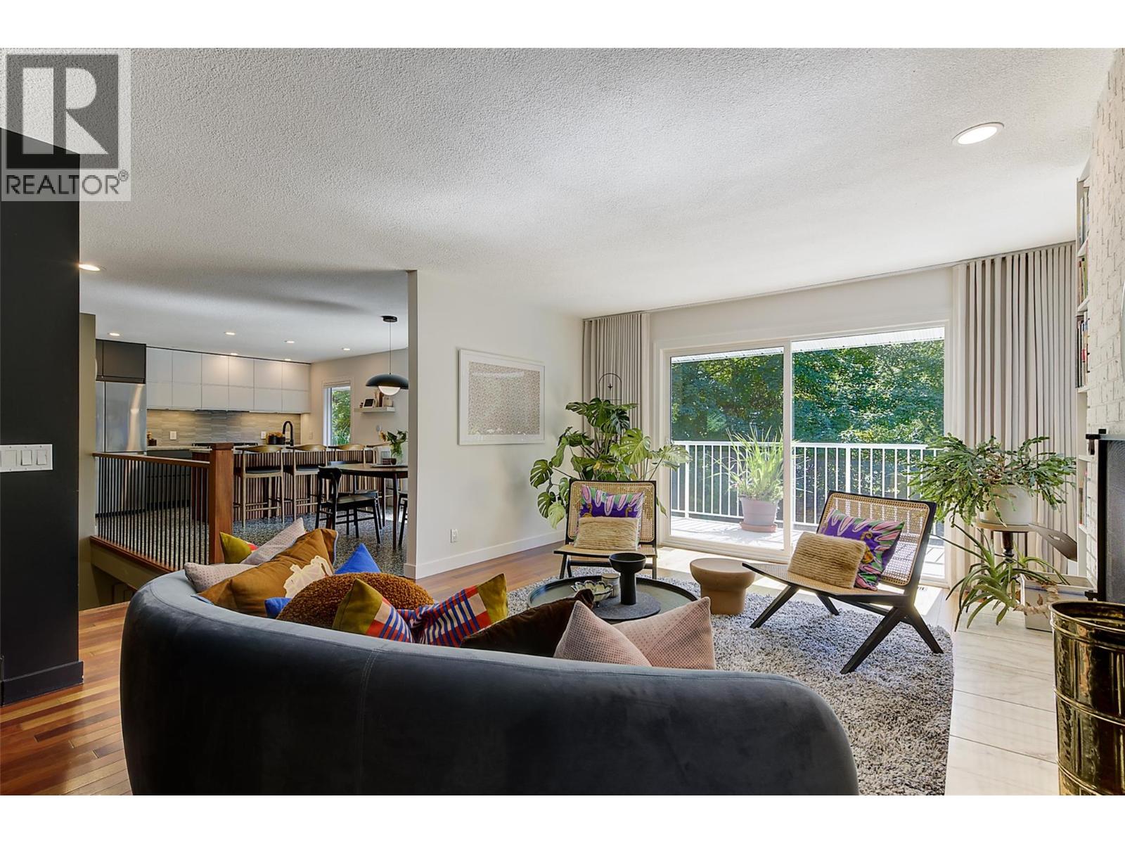 1764 Highland Drive N - 15