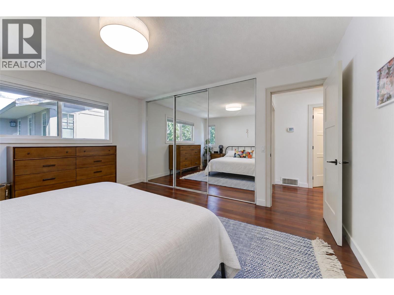 1764 Highland Drive N - Image 42