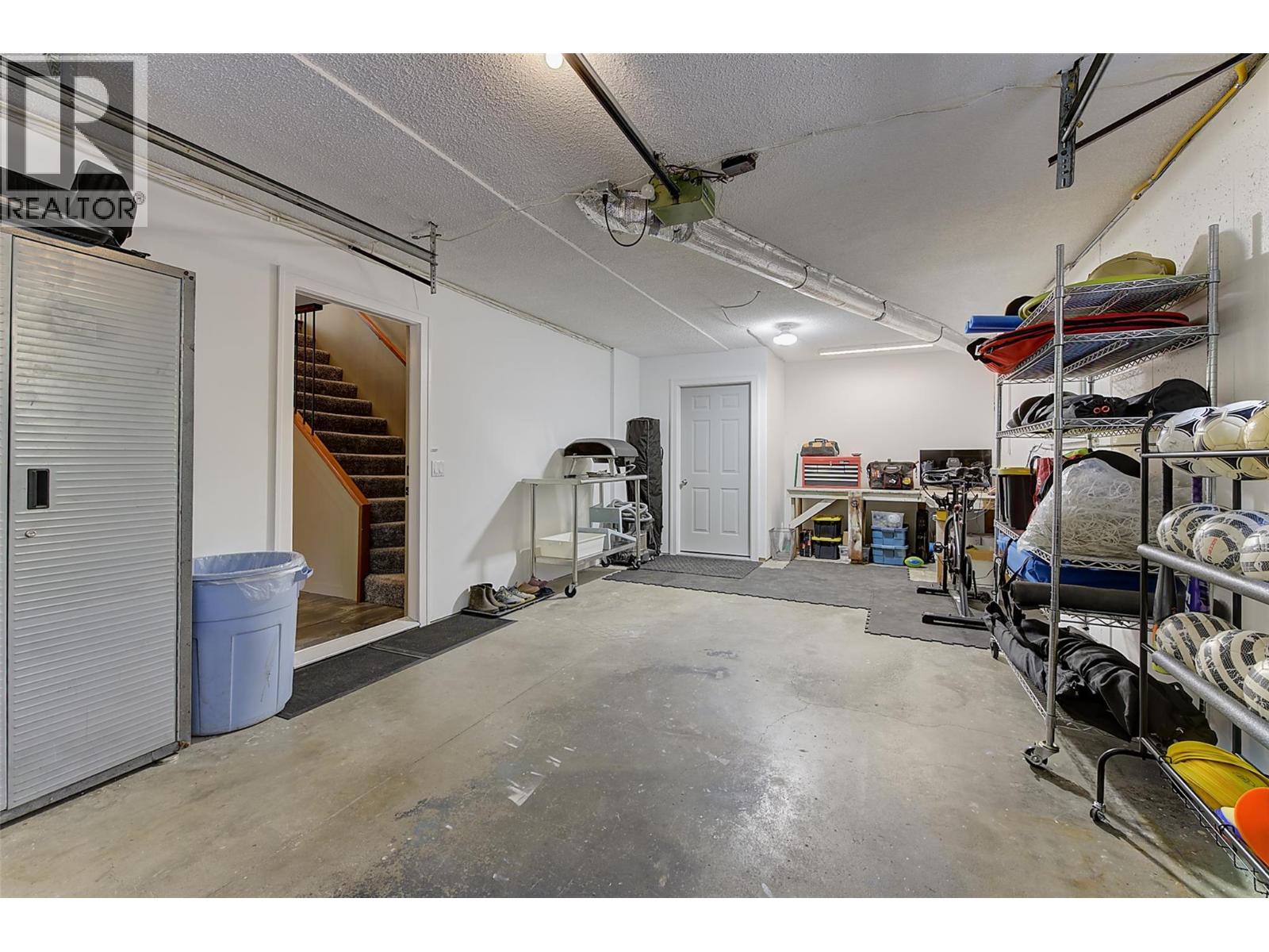 1764 Highland Drive N - Image 51