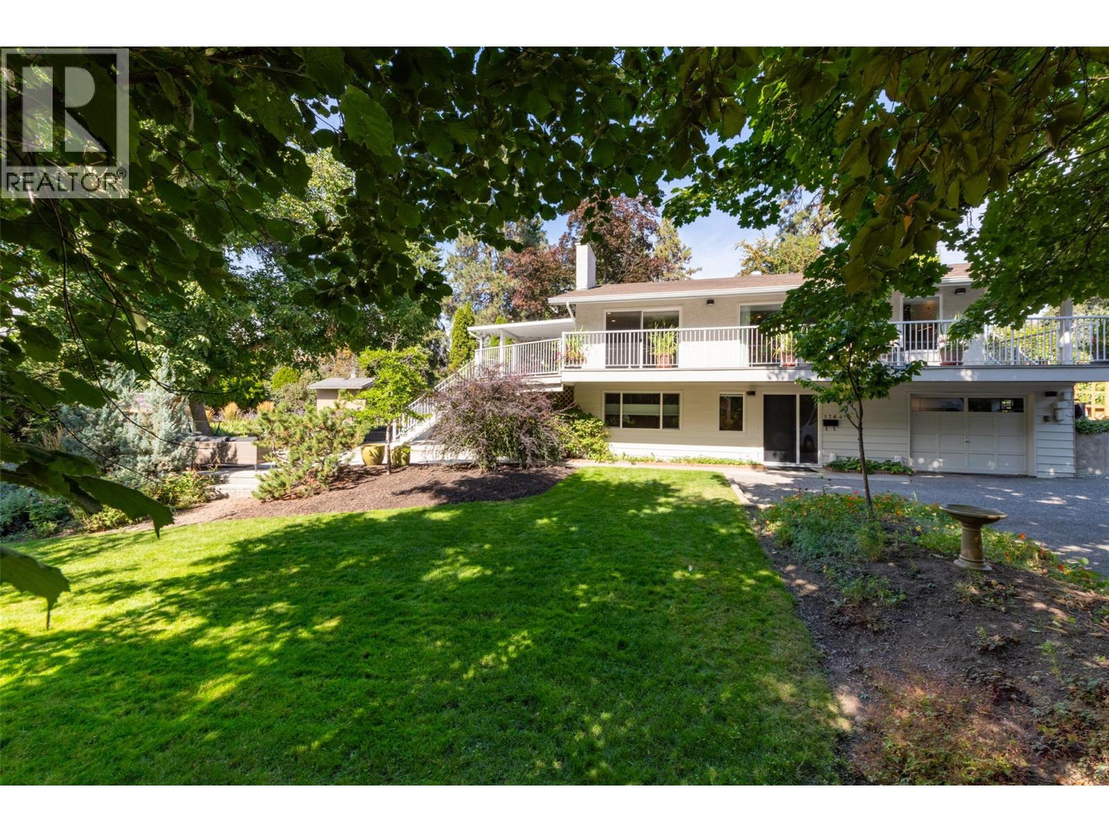 1764 Highland Drive N - Image 64
