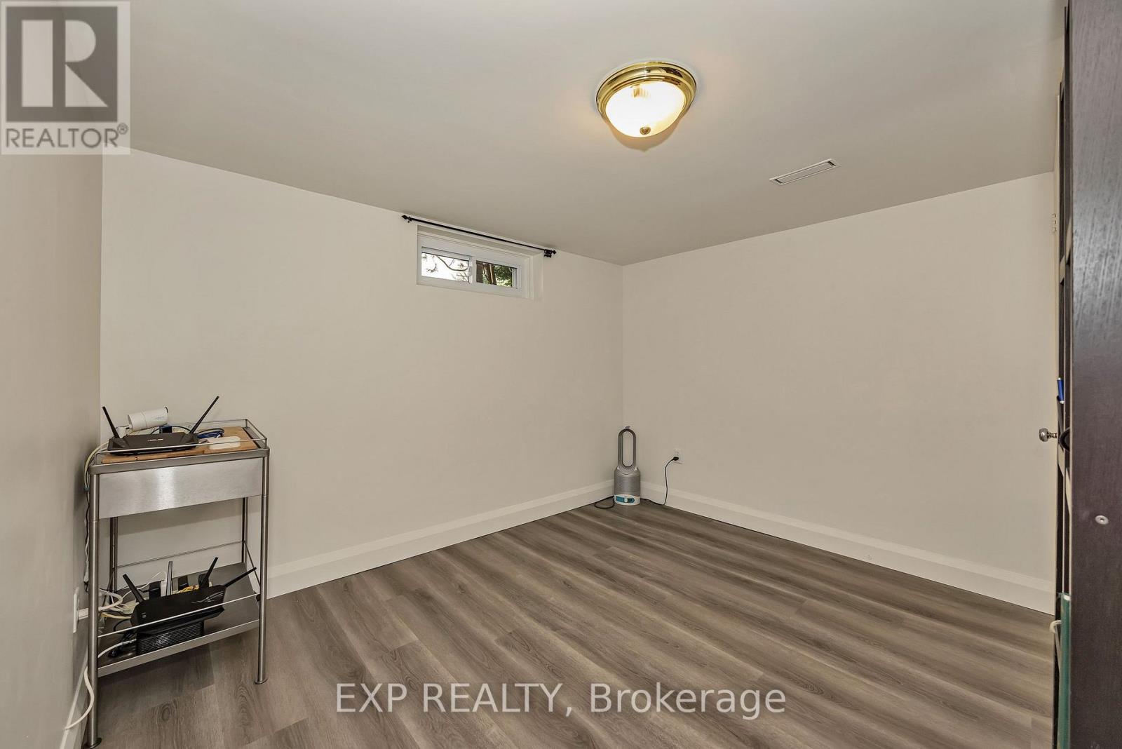 1190 PARKWAY DRIVE - Image 25