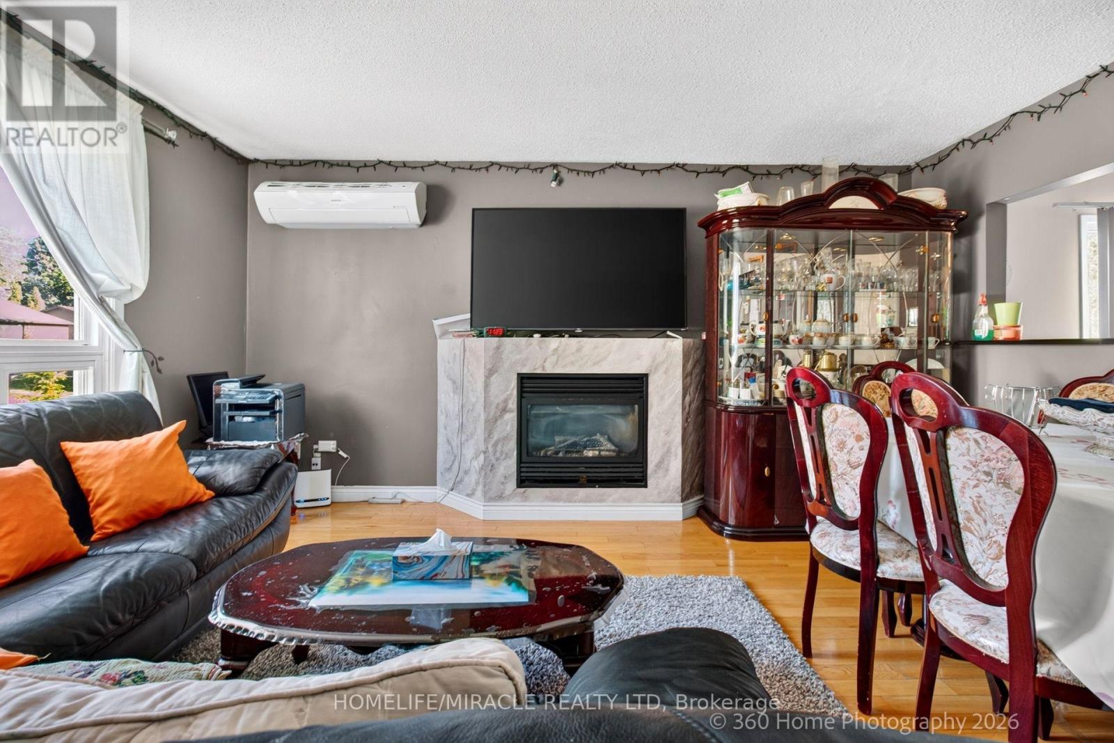 130 LONDONDERRY STREET - 13