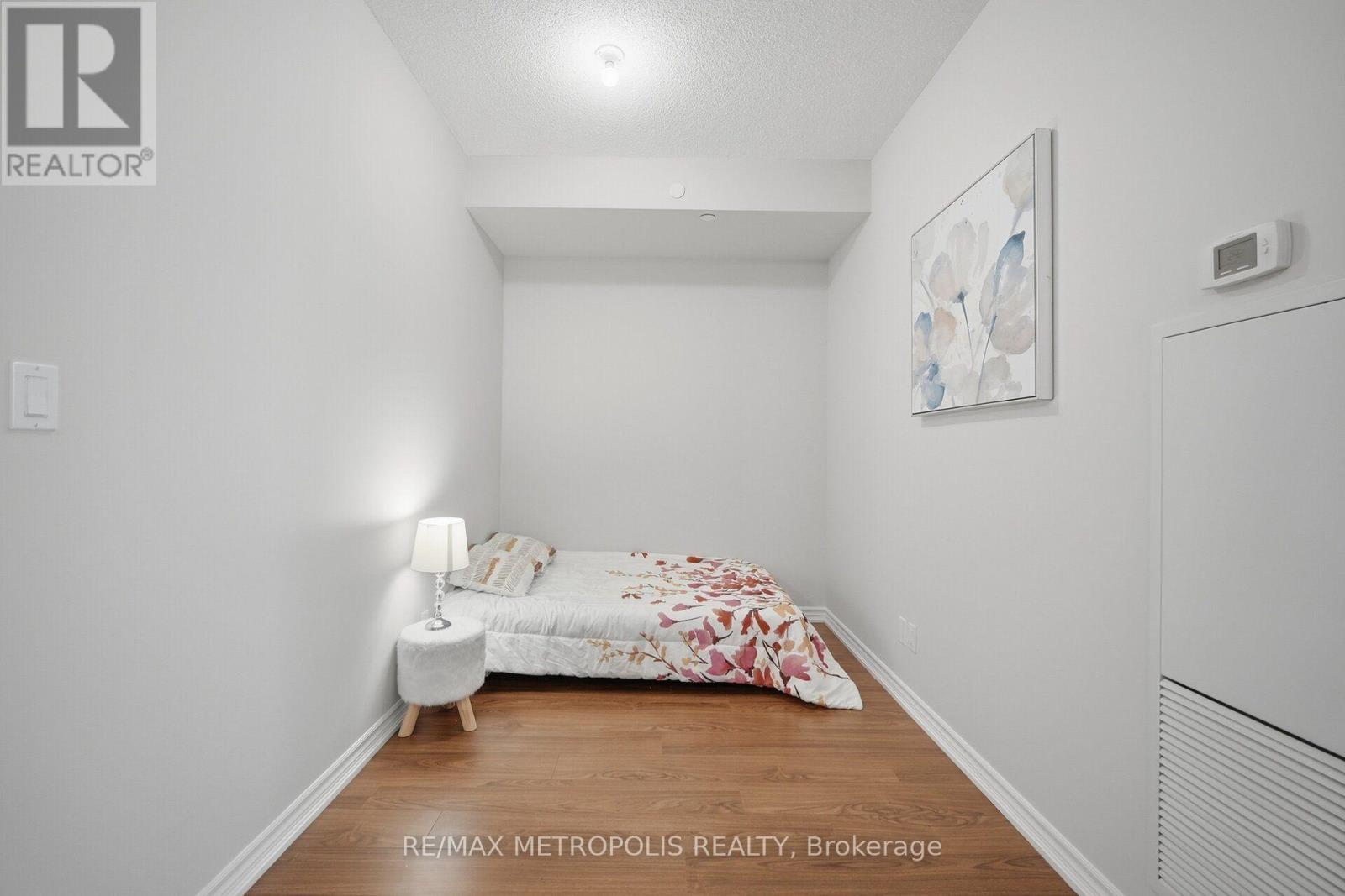 #306 1328 BIRCHMOUNT ROAD - 22