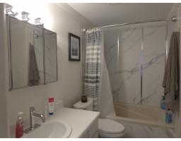 106 15265 Roper Avenue, White Rock, BC V4B2E9 Photo 17