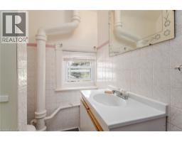 32 Samuel Street, Kitchener, ON N2H1P1 Photo 39