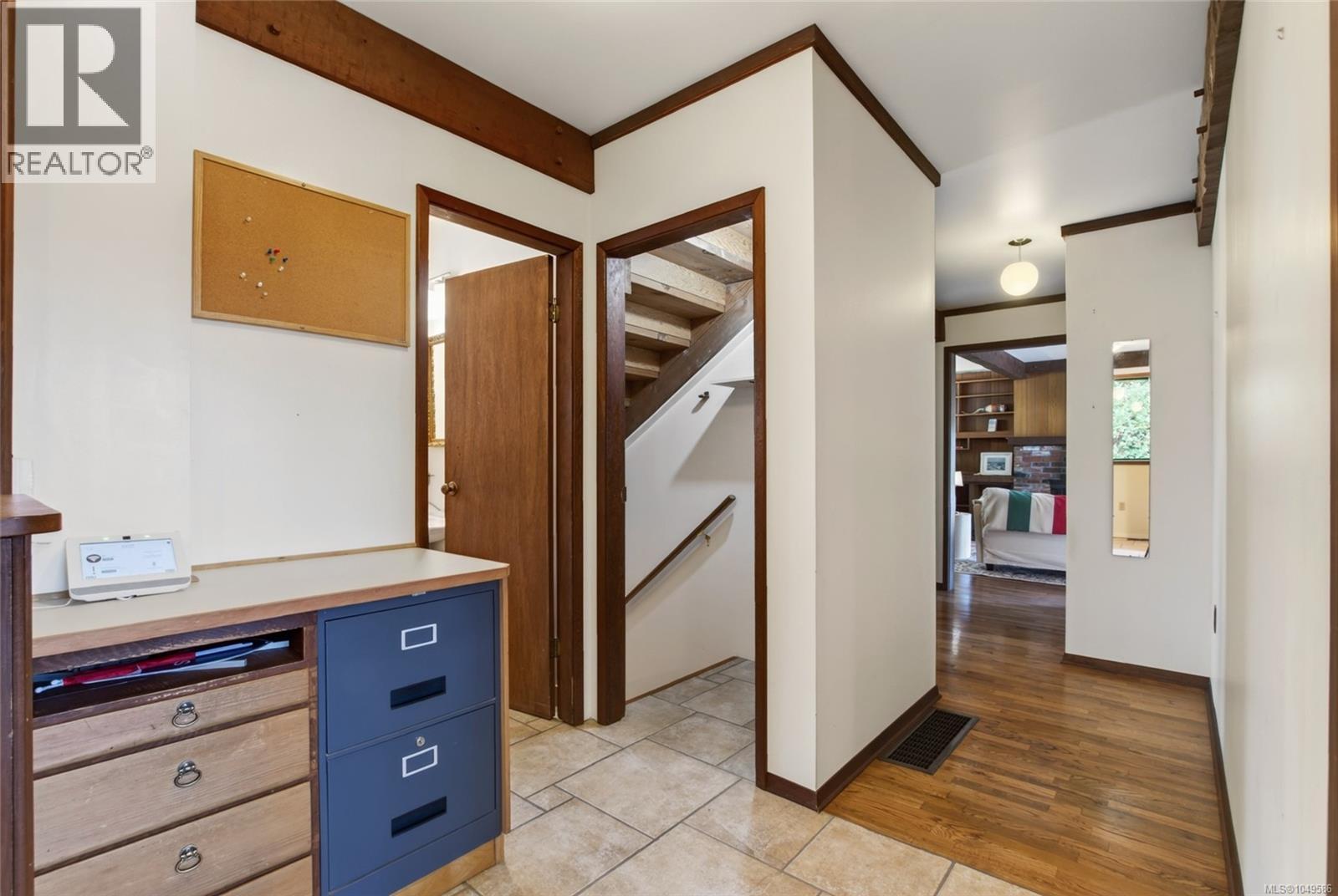 6697 Genoa Bay Rd - 34