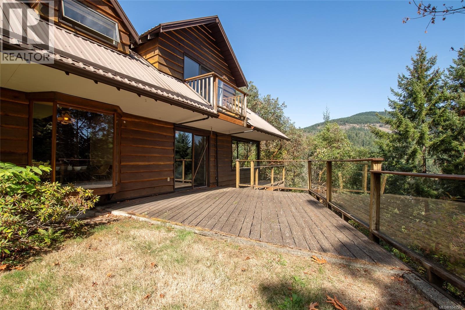 6697 Genoa Bay Rd - 5