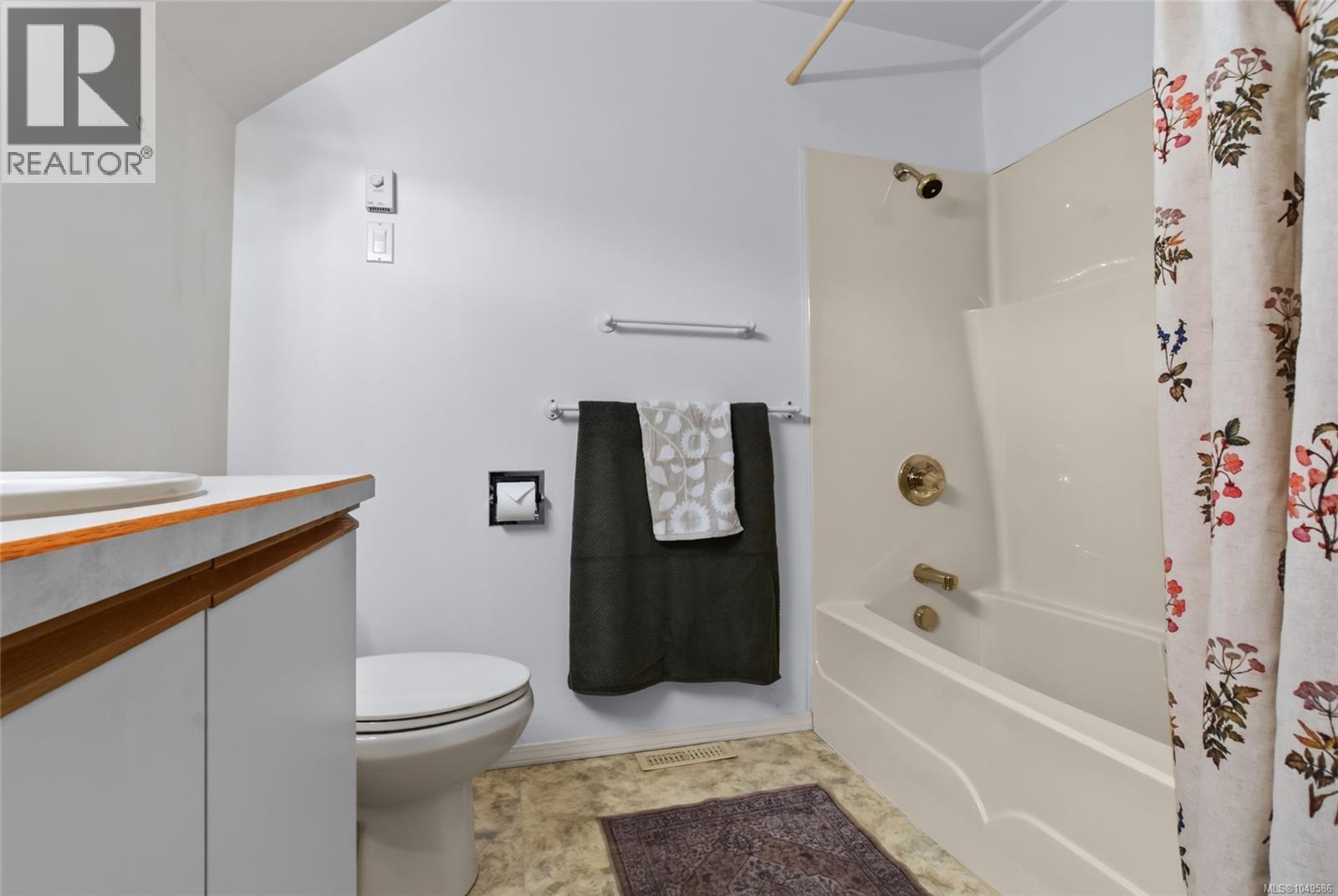 6697 Genoa Bay Rd - 36
