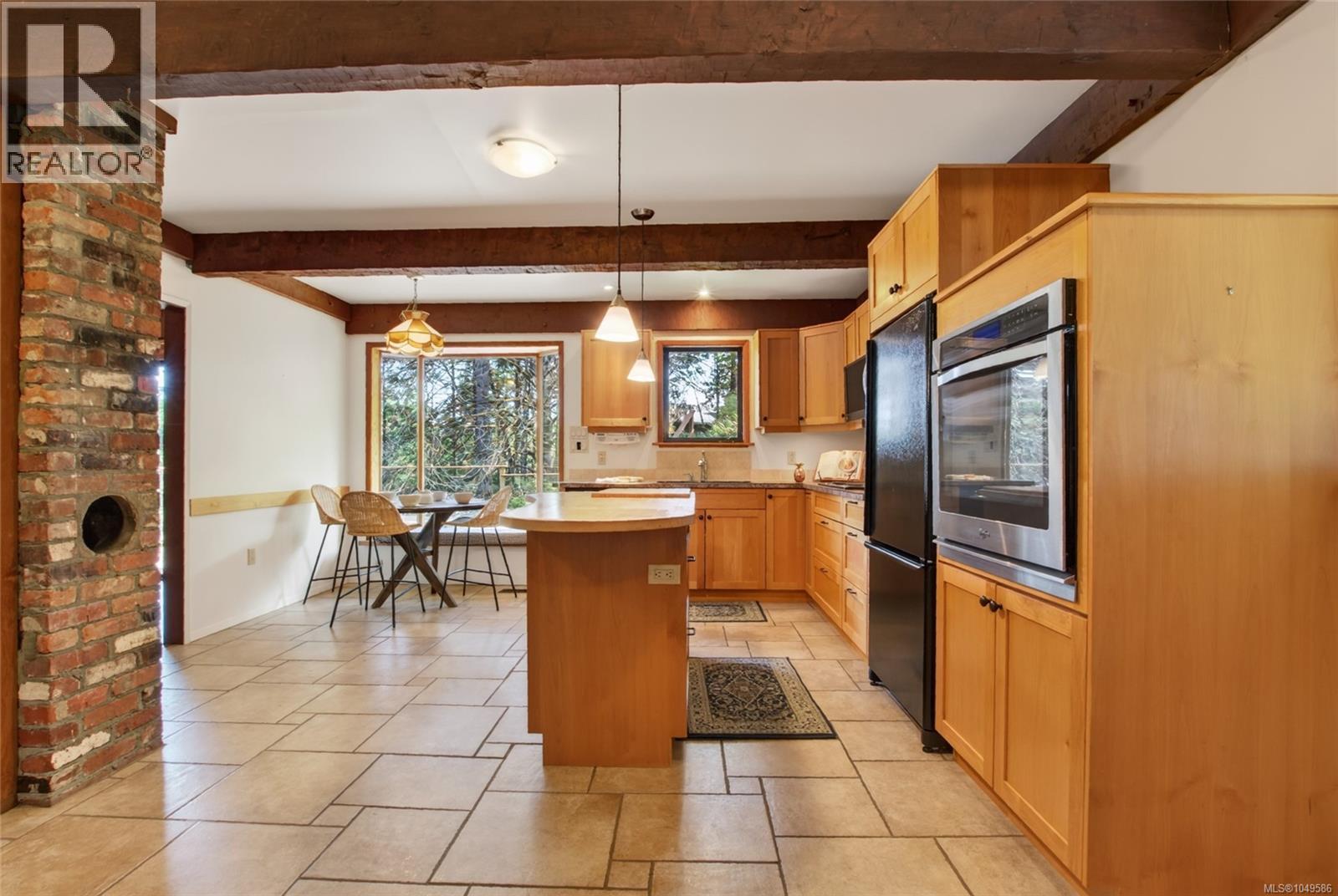 6697 Genoa Bay Rd - 11