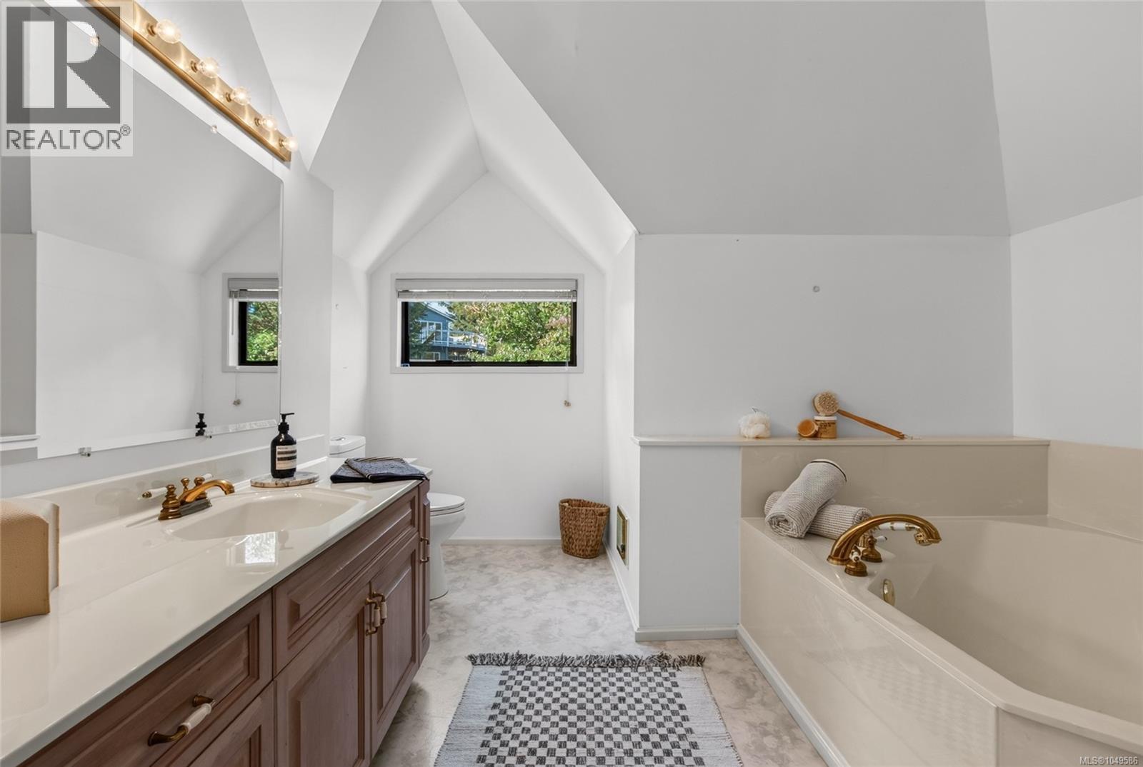 6697 Genoa Bay Rd - 41