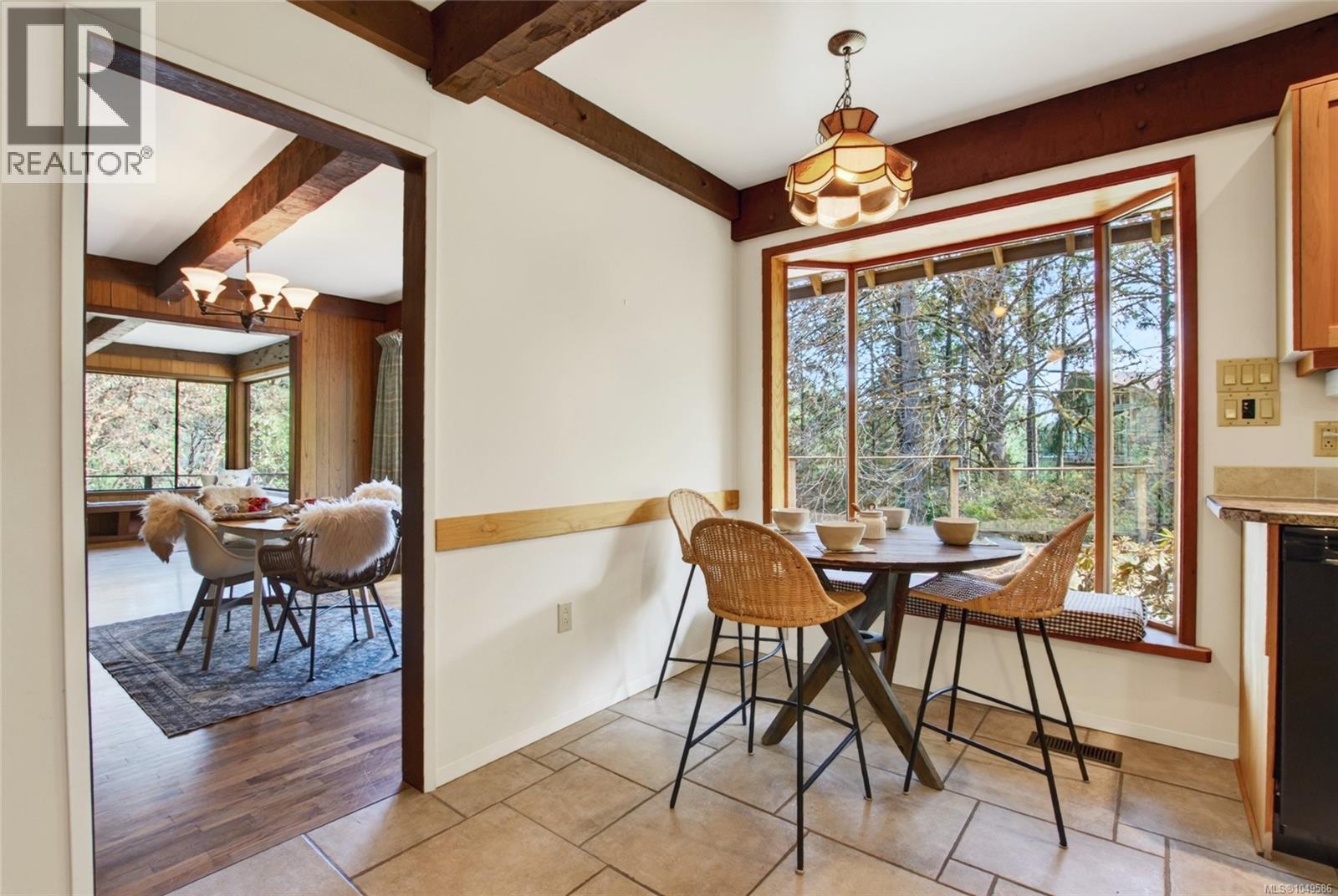 6697 Genoa Bay Rd - 16