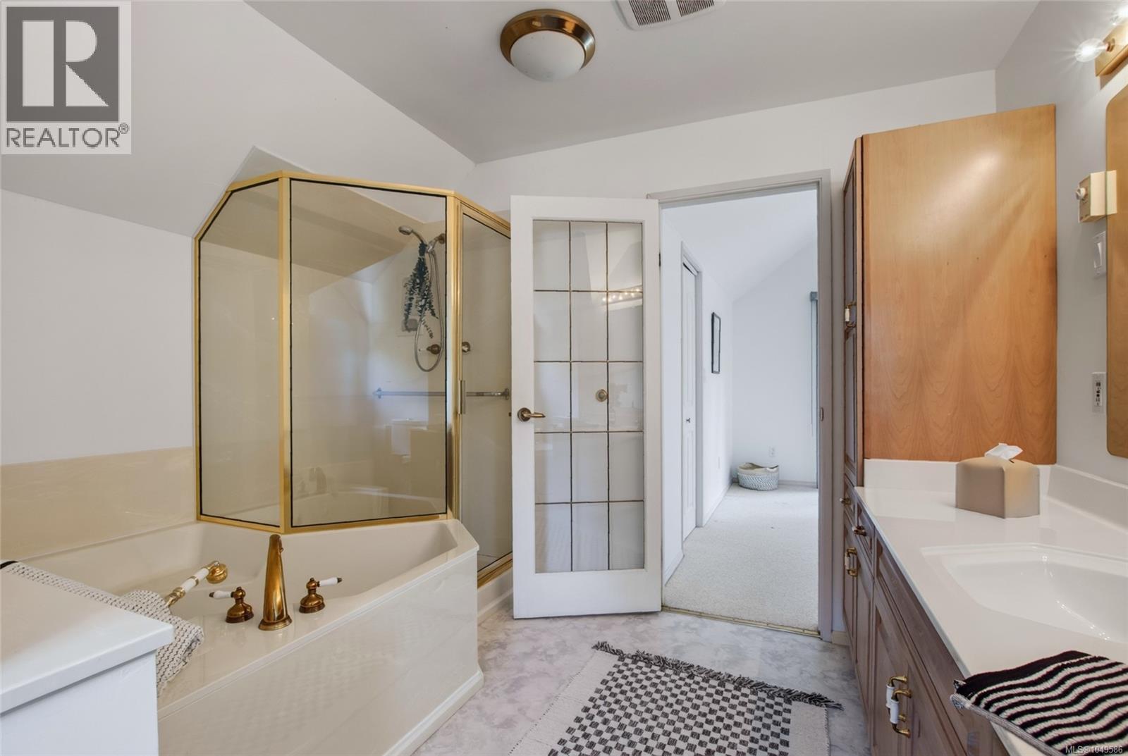 6697 Genoa Bay Rd - 42
