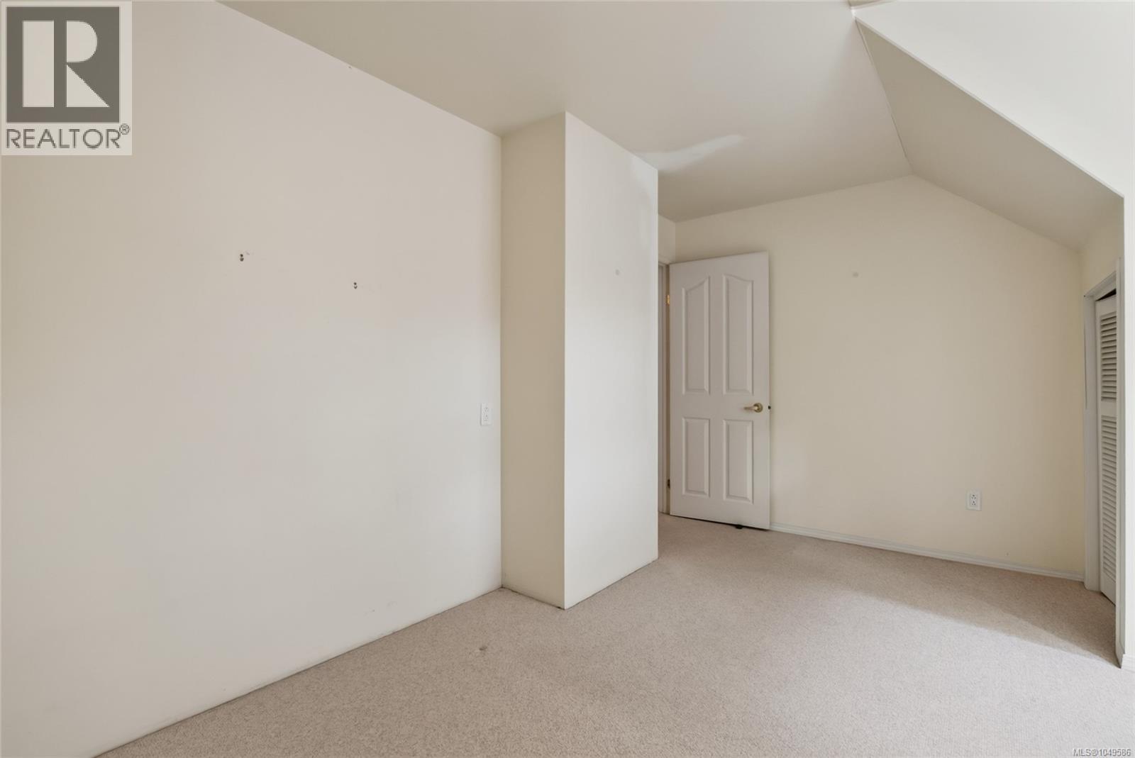 6697 Genoa Bay Rd - 45