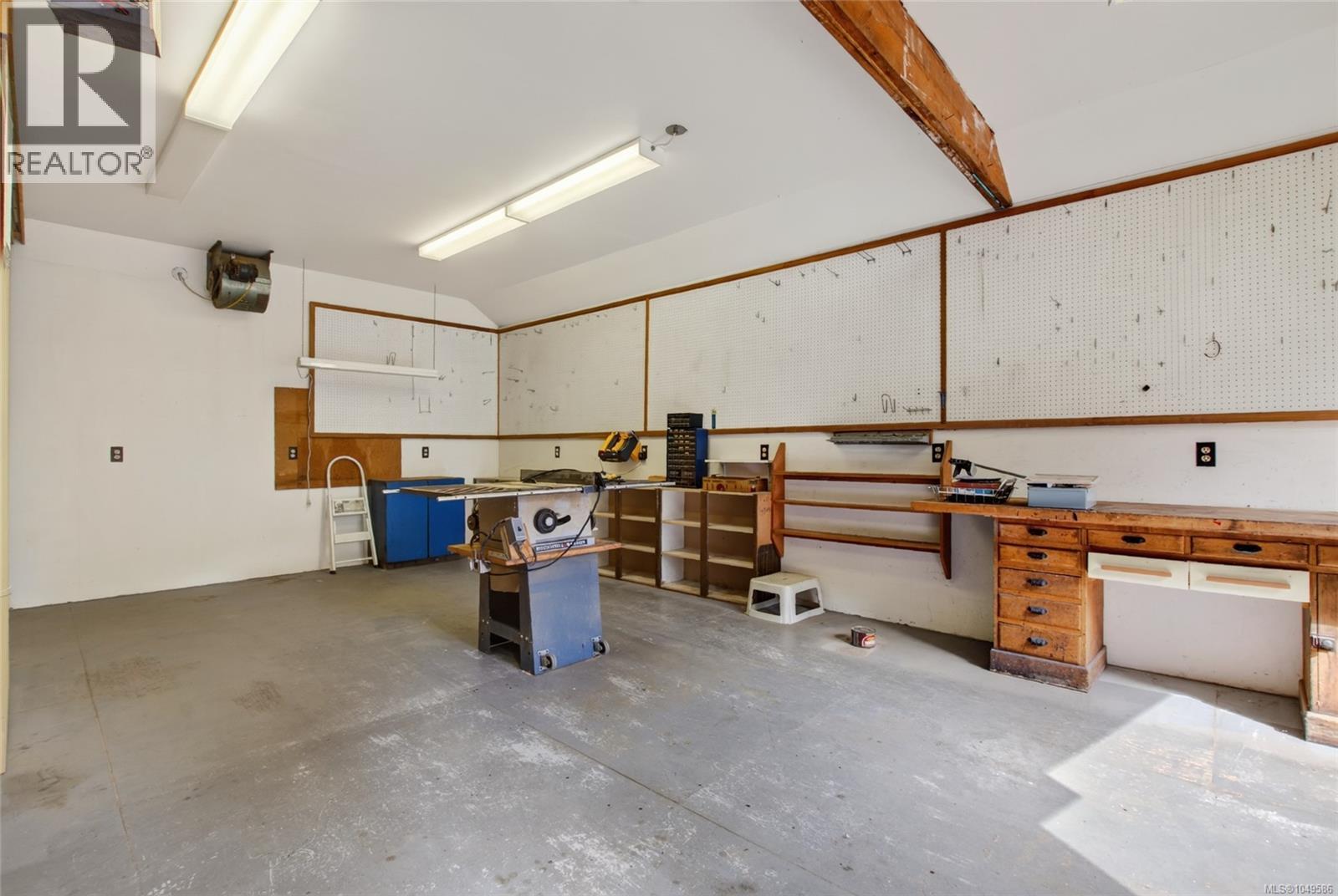 6697 Genoa Bay Rd - Image 72