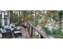 10040 Wescan Road, Halfmoon Bay, BC V0N1Y2 Photo 10
