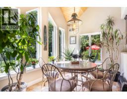 10040 Wescan Road, Halfmoon Bay, BC V0N1Y2 Photo 20