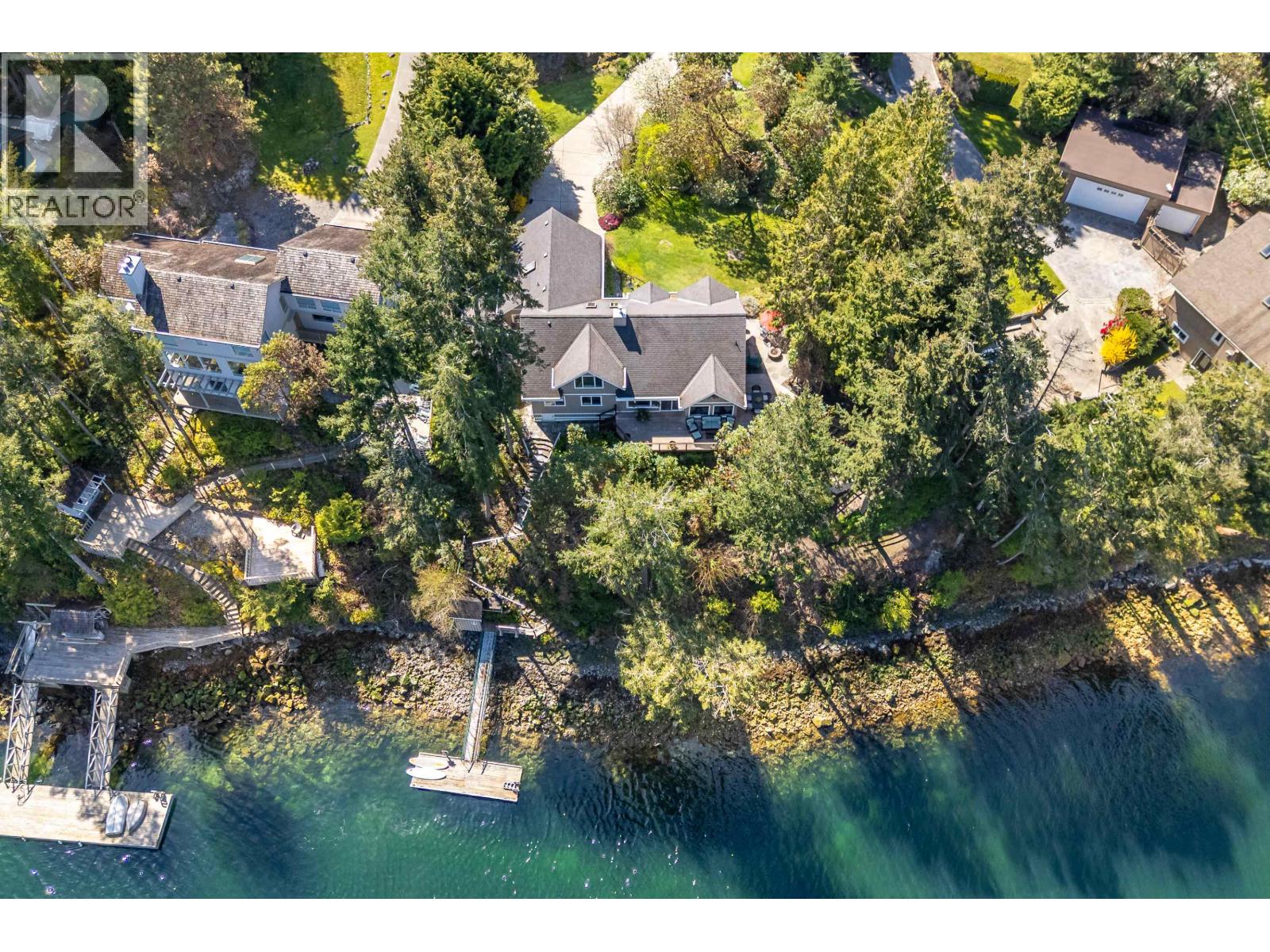 10040 WESCAN ROAD, Halfmoon Bay — photo 5