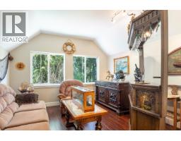 10040 Wescan Road, Halfmoon Bay, BC V0N1Y2 Photo 34