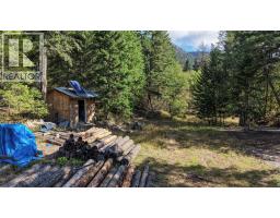 1021 Creighton Valley Road, Lumby, BC V0E2G1 Photo 16