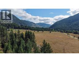 1021 Creighton Valley Road, Lumby, BC V0E2G1 Photo 47