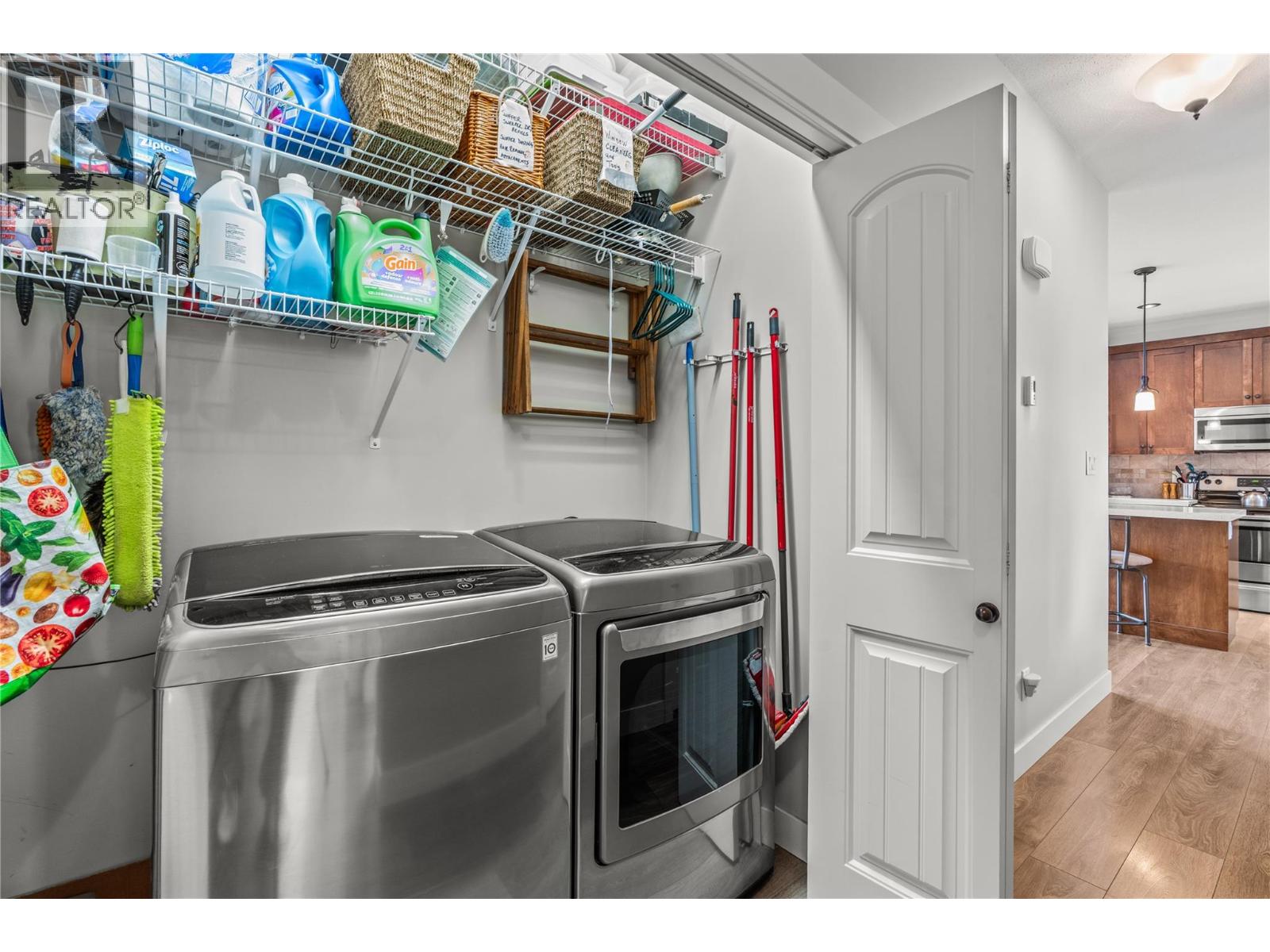 121 Blackcomb Court - 21