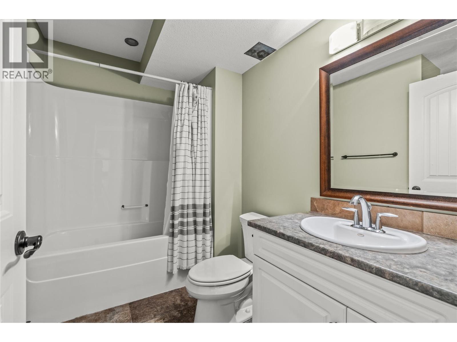 121 Blackcomb Court - 38